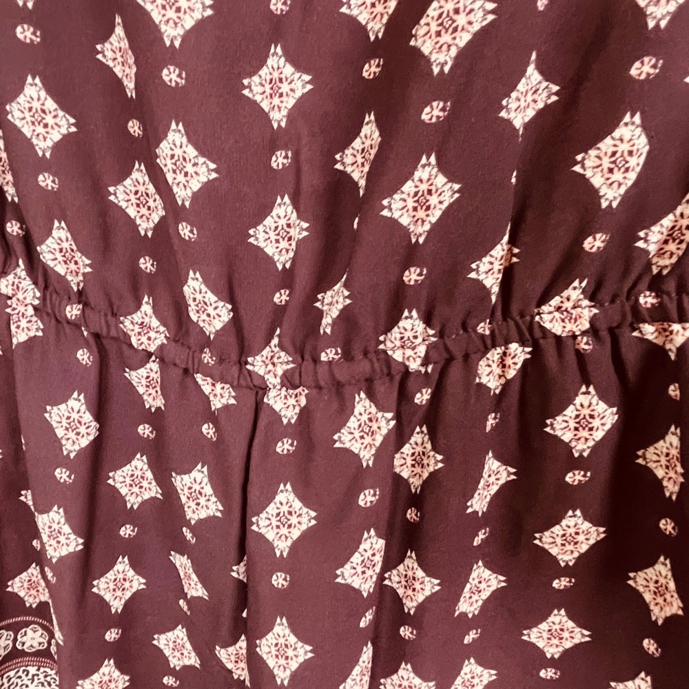Xhilaration Chiffon Romper Floral and Geometric Shape Berry Color Size M - Picture 9 of 12
